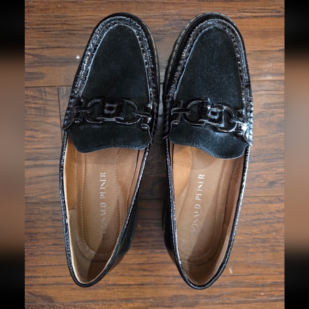 Donald Pliner 7M Black Suede & Patent Leather Lug Sole Loafers Gunmetal Horsebit - Picture 9 of 11
